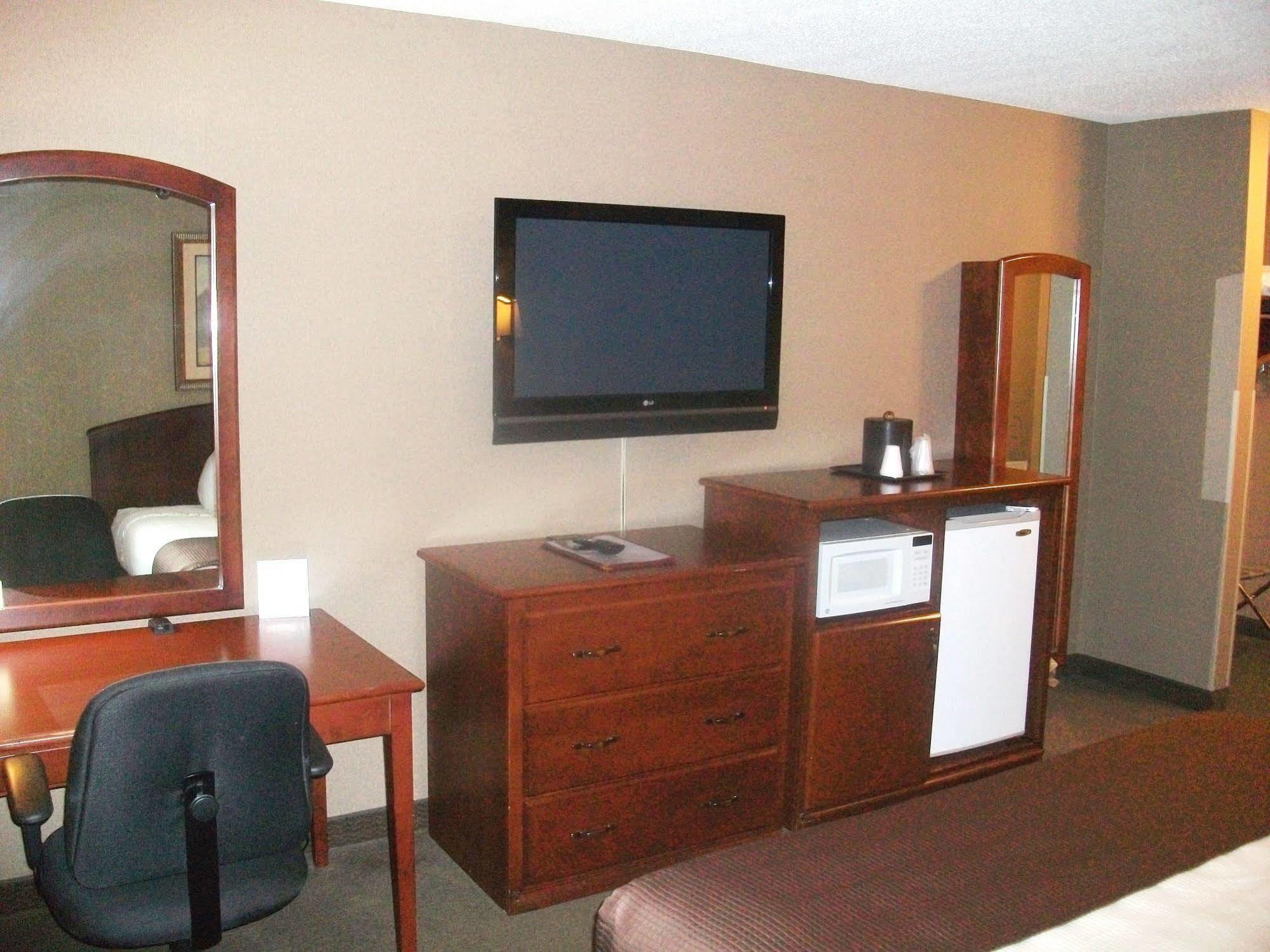 Heartland Inn & Suites, Surestay Collection By Best Western Park Rapids Exterior foto